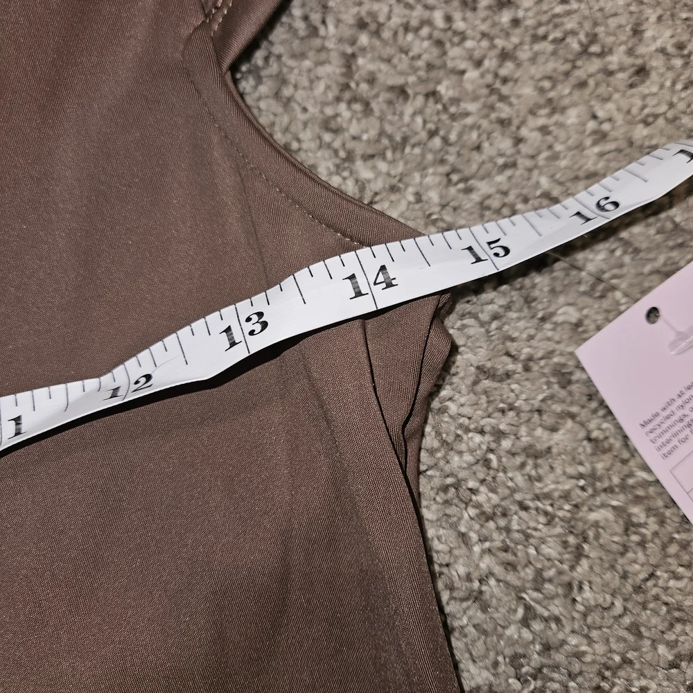 (9) WILD FABLE Short Sleeve Maxi Dress in Taupe - Picture 4 of 6
